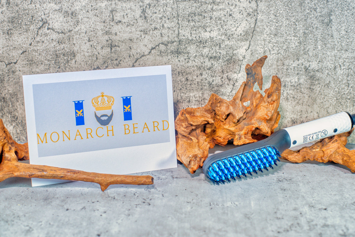 COMBS/BRUSHES Monarch Beard